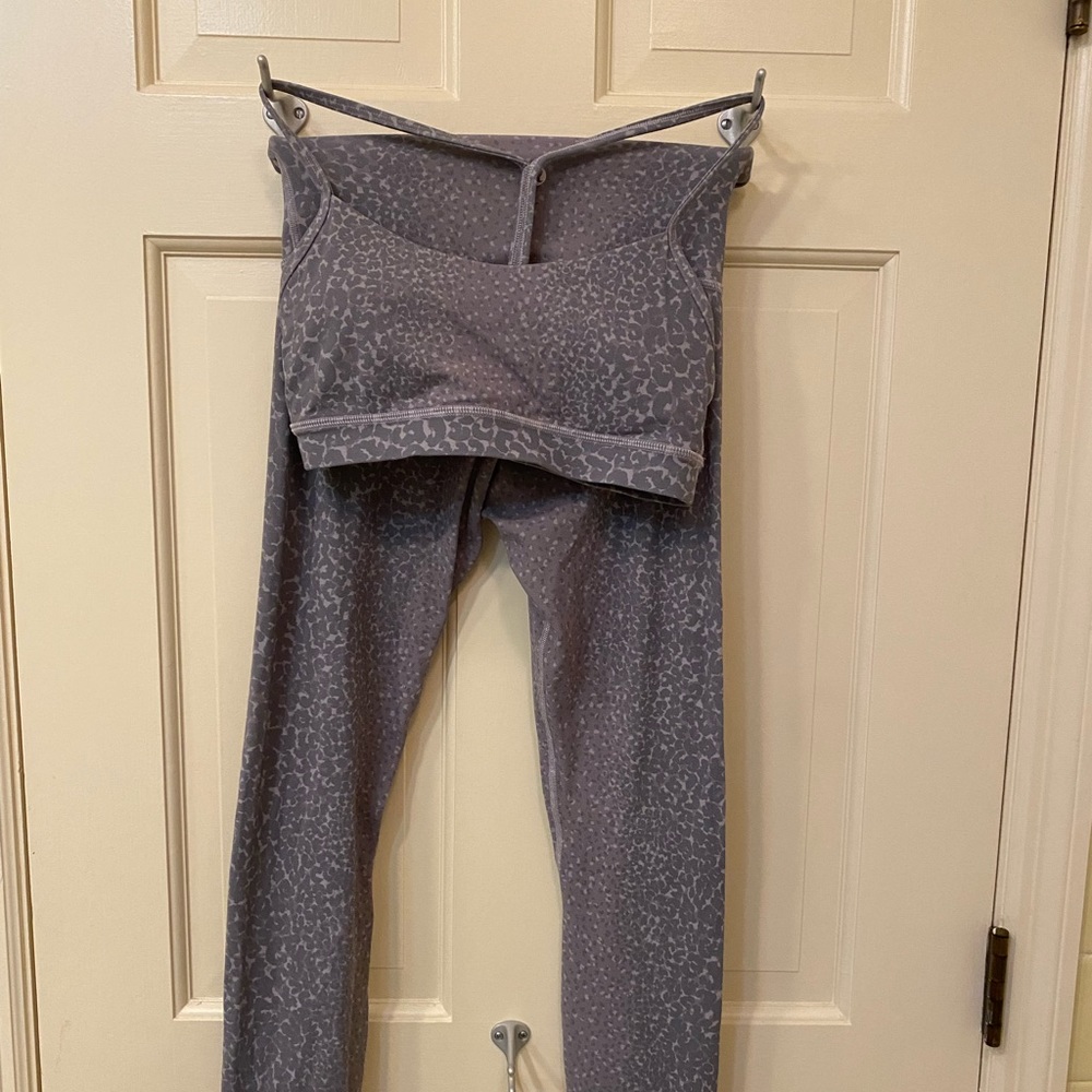 Lululemon align size 4 28” and nulu bra size 6